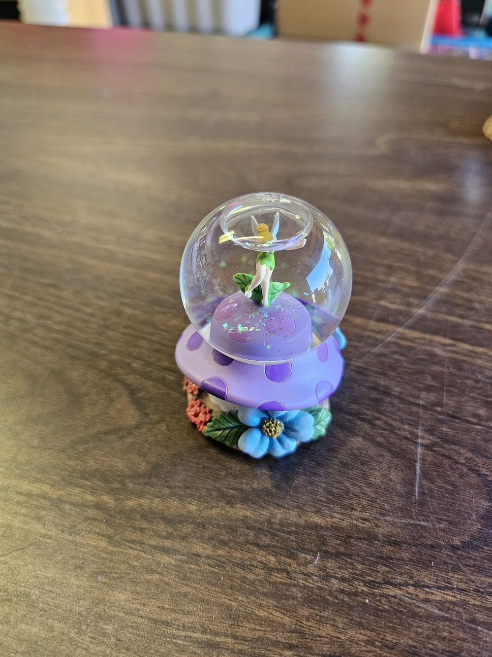 Tinker Bell Purple Mushroom Snow Globe - Disney-Inspired Home Accent 💜💜